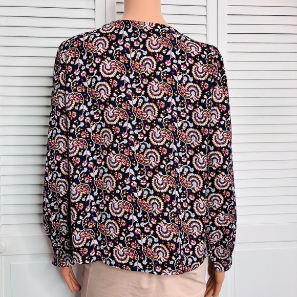 J. CREW Antique Navy Sweet Briar V-Neck Button-Down Blouse Size Small - Picture 9 of 9